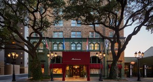 Front entrance and exterior of The Pontchartrain Hotel in NOLA